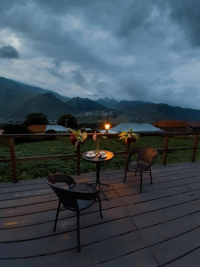Guesthouse Elli & Cottages Kazbegi Exterior foto