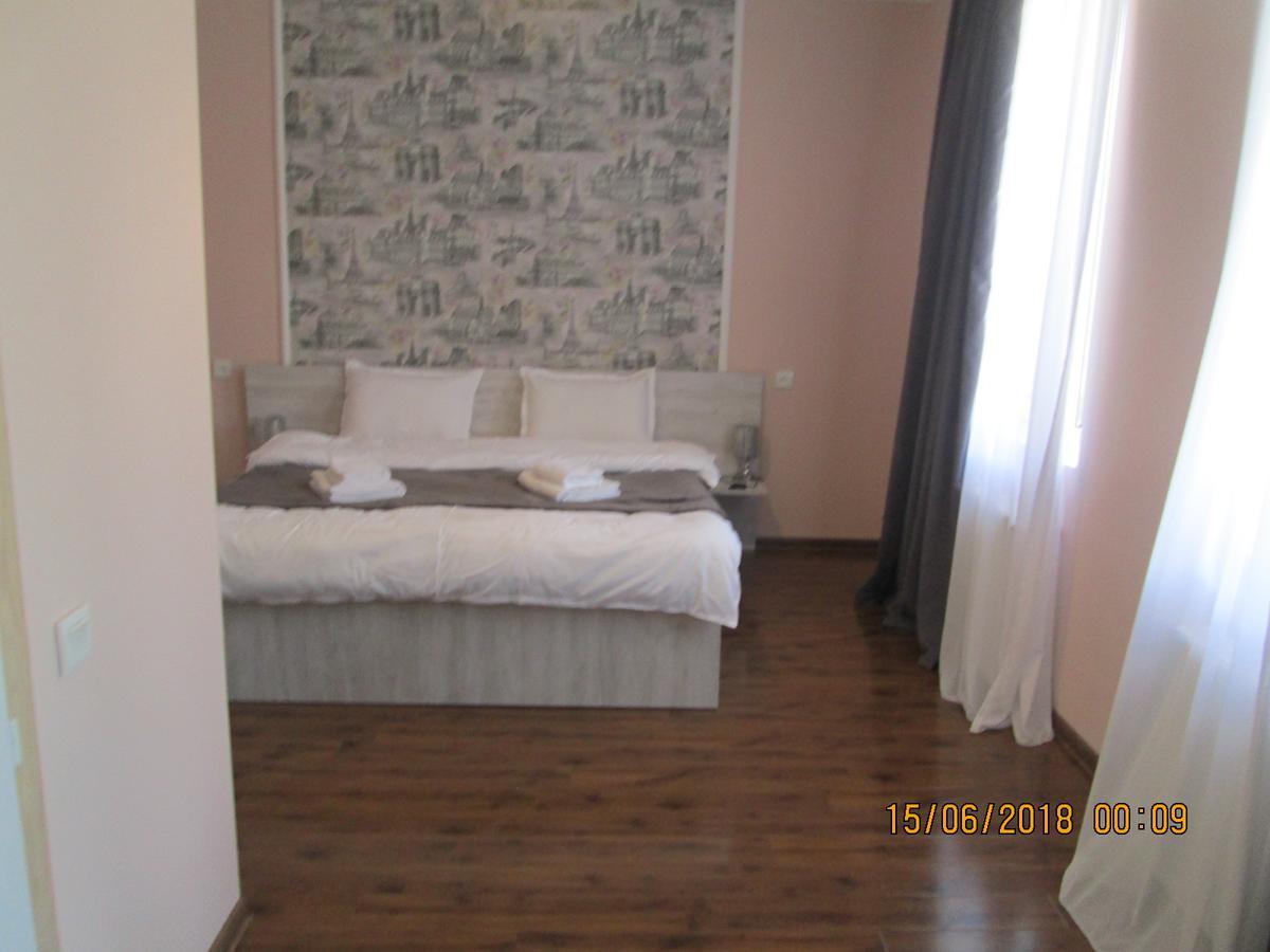 Guesthouse Elli & Cottages Kazbegi Exterior foto