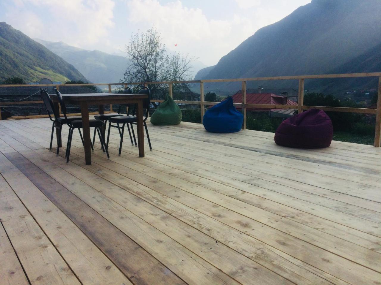 Guesthouse Elli & Cottages Kazbegi Exterior foto